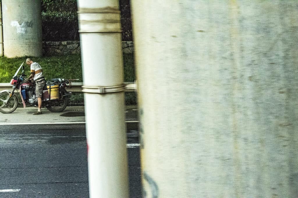 Henry Hu, It hangs, from the series Passing parade.