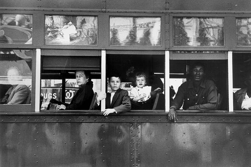 emotional images - Trolley, New Orleans, 1955, Robert Frank - www.aestheticsofphotography.com